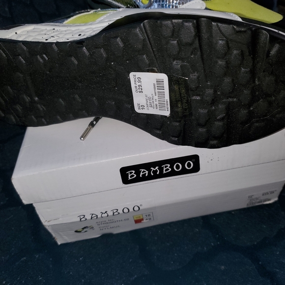 Shoes - Picture 6 of 6